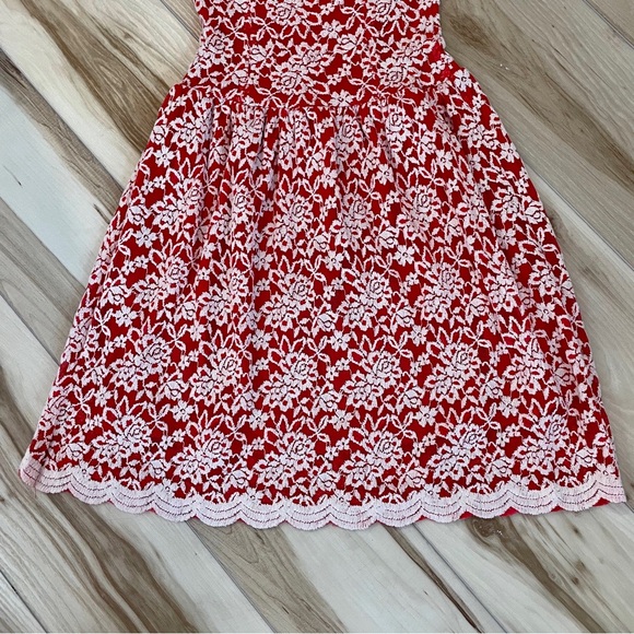 aina be Red & White Strapless Sweat Heart Dress With Floral Lace Details Size S - Picture 5 of 14